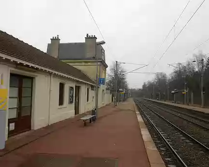 PXL000 Gare de Mériel